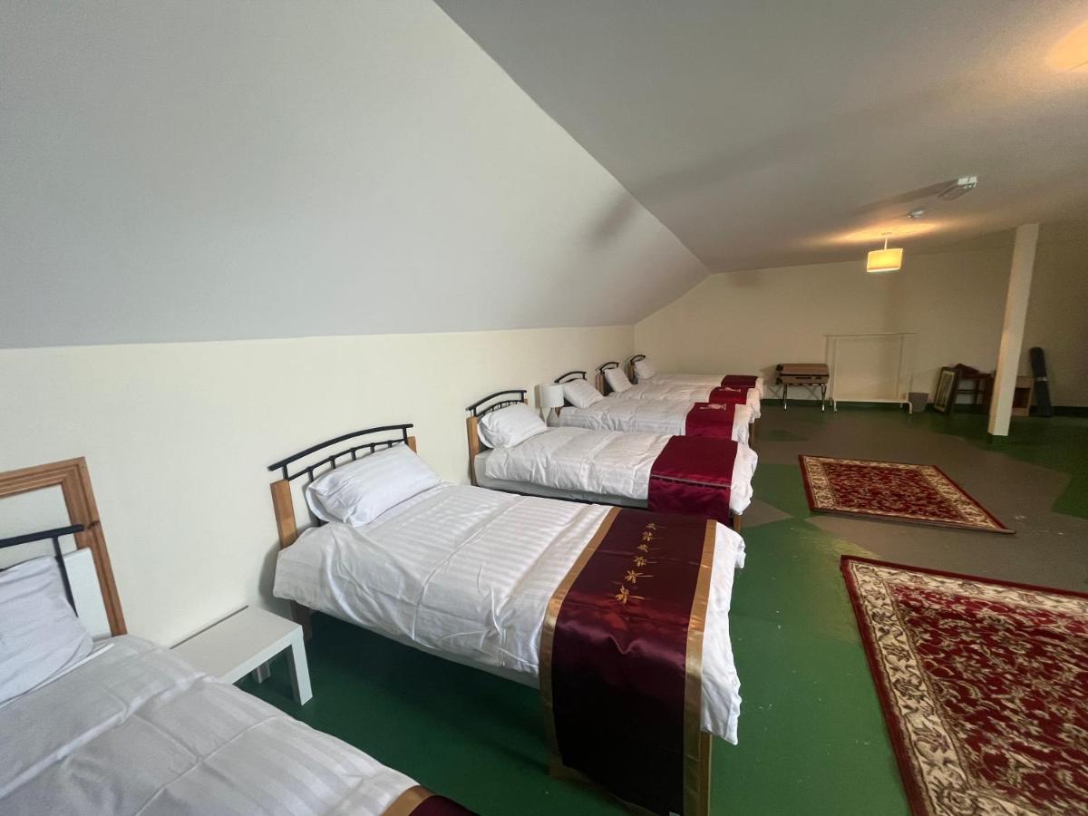 Elegant Rooms And Suites In Knock Knock  Exterior photo